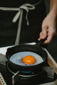 Easy Tip no Break Egg Yoak During Fry in Oil