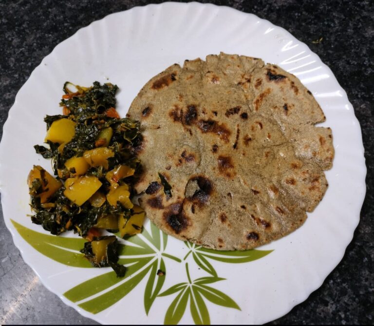 Aloo Cholai Saag with Bajra Roti (Amaranth Leaves and Pearl Millet Flatbread)